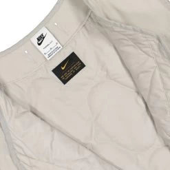 Nike Life Woven Insulated Military Vest -PERFEKTES BEKLEIDUNGSGESCHÄFT DX0890 012 3